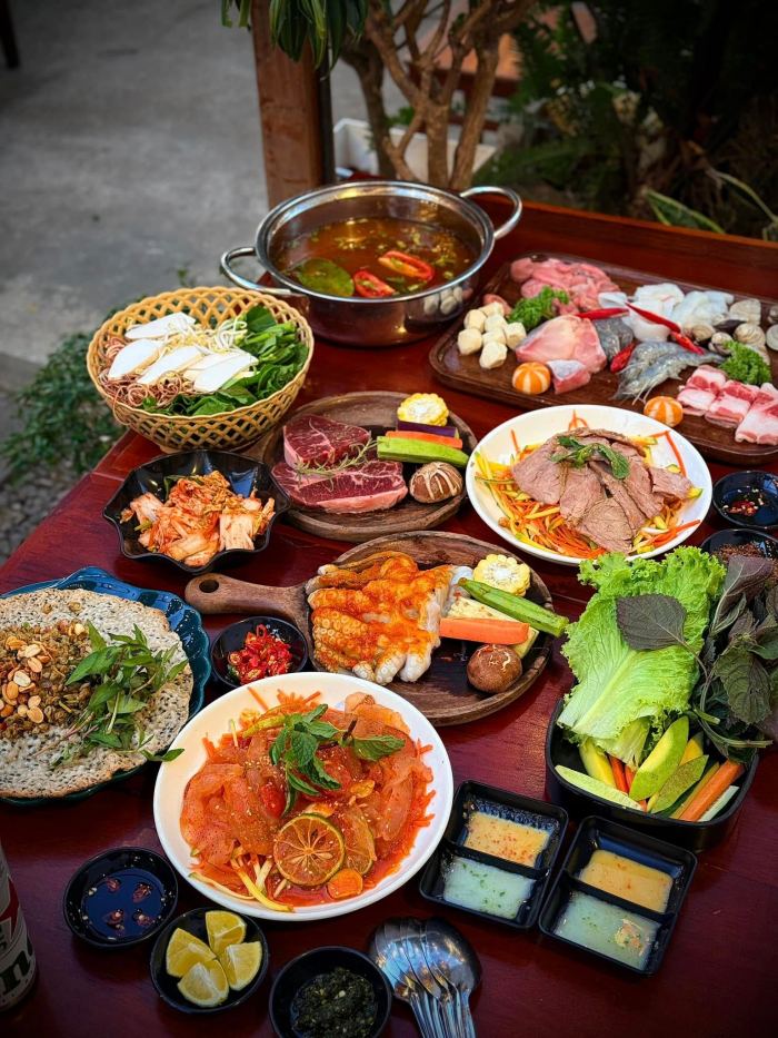 quán lẩu nướng ngon ở Pleiku Chill Lưng Chừng 
