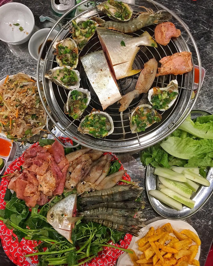 Du lịch Quan Lạn, ăn hải sản thả ga