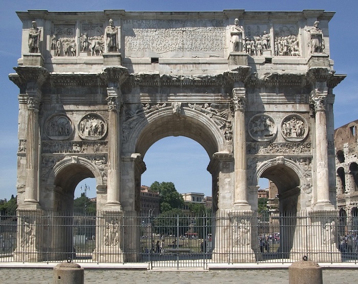 Khám phá đấu trường La Mã cổ đại Colosseum