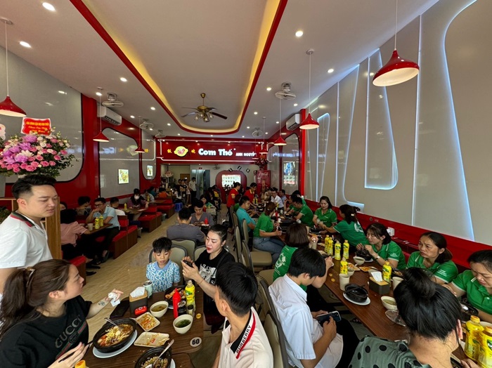 quán cơm thố ngon Hà Nội - Cơm thố Anh Nguyễn