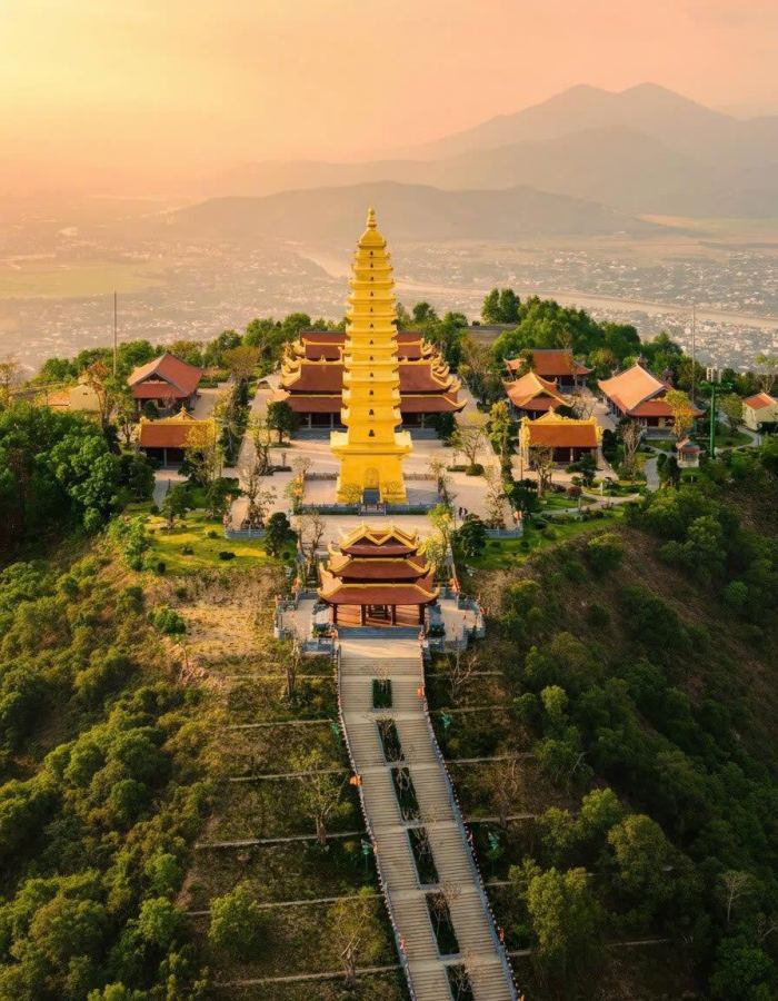 ba ngôi chùa Trúc Lâm ở Nha Trang Trúc Lâm Phụng Thuỳ Sơn