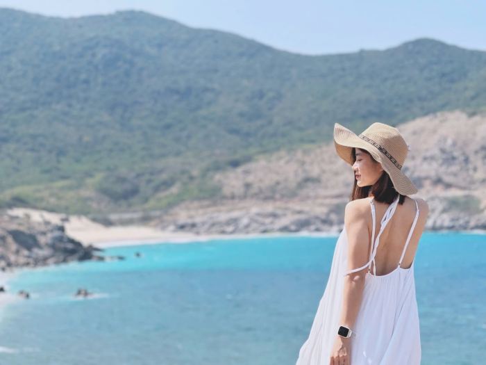  những hòn đảo đẹp ở Nha Trang đá xích