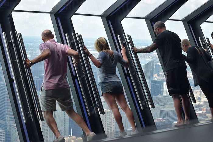 Đài quan sát 360 Chicago Mỹ có TILT