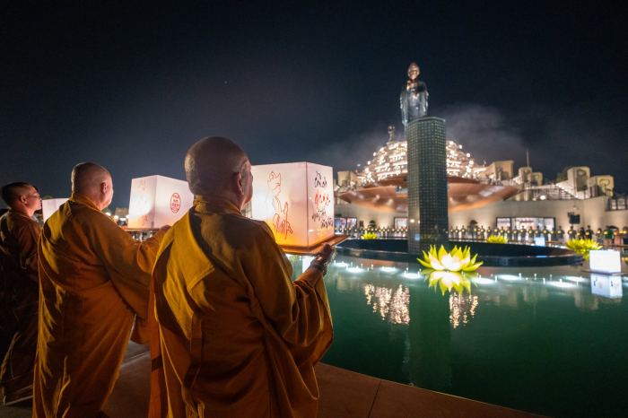 Kinh nghiệm đi lễ dâng đăng Bà Đen Kinh nghiệm đi lễ dâng đăng Bà Đen