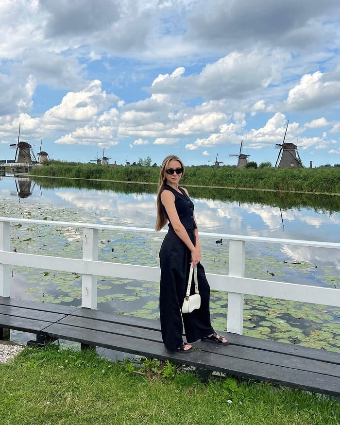 Làng Kinderdijk là một trong những làng cổ ở Hà Lan