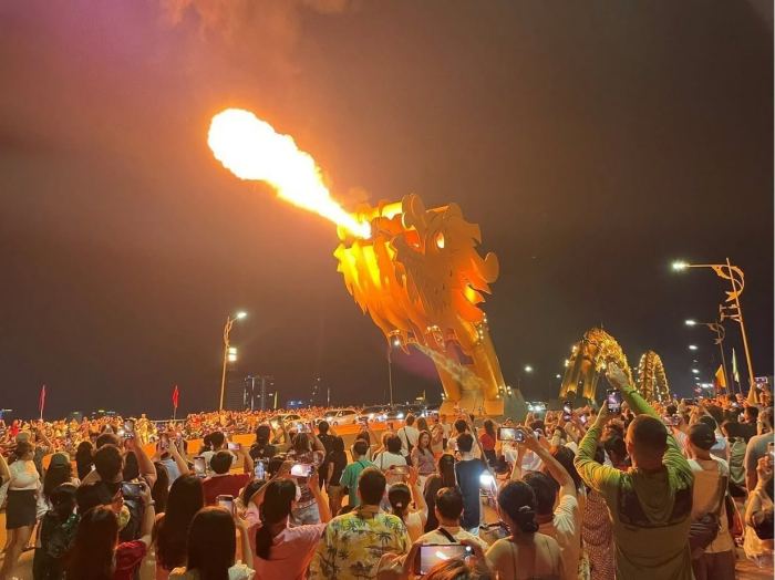 lịch trình du lịch Đà Nẵng mùa pháo hoa Ngũ Hành Sơn lịch trình du lịch Đà Nẵng mùa pháo hoa Ngũ Hành Sơn