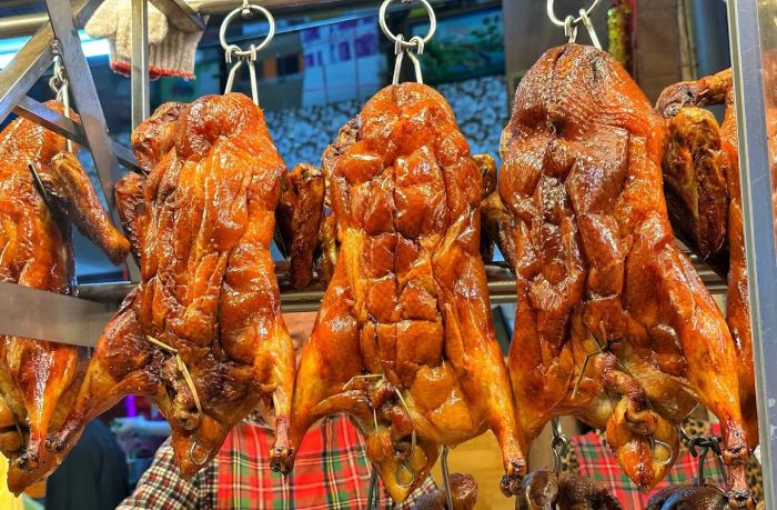Vịt quay Vĩnh Phong món ăn người Hoa ở Chợ Lớn 