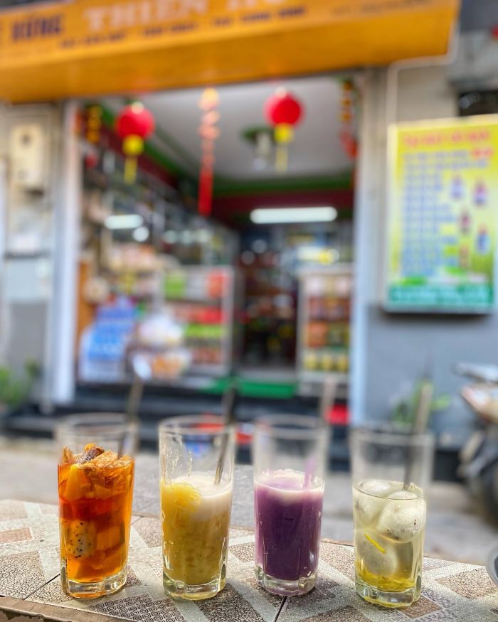món ngon giá siêu rẻ ở Huế  Chè Huế