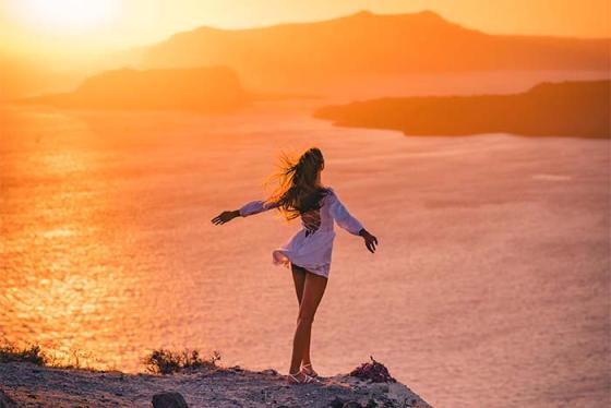 Review các điểm ngắm hoàng hôn ở Santorini: Góc nào cũng đẹp như bưu thiếp