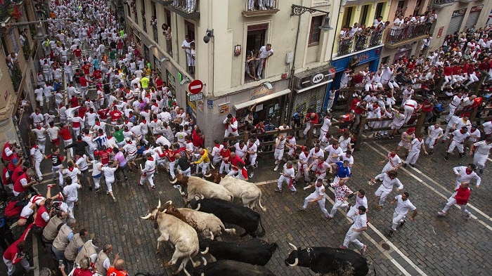 Cùng tham gia vào các lễ hội truyền thống Tây Ban Nha nổi tiếng nhất