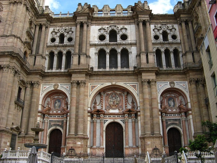 Khám phá 10 địa điểm du lịch ở Malaga bạn không thể bỏ lỡ