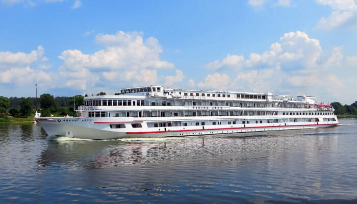 Chiêm ngưỡng mùa thu đẹp nhất thế giới tại những địa điểm du lịch nổi tiếng ở Nga