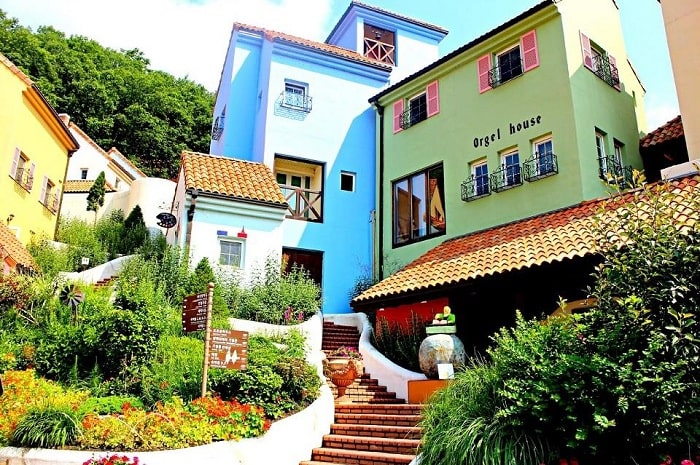 Khám phá làng Pháp Petite France đẹp tựa tranh vẽ