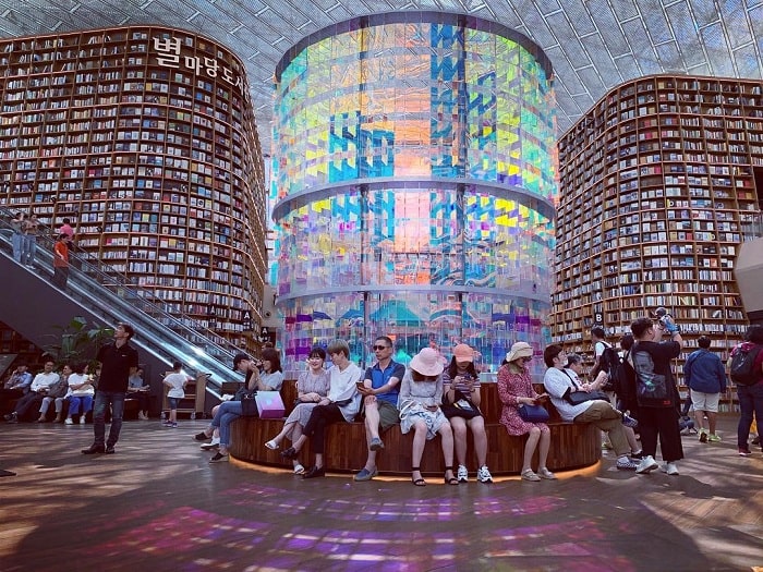 Starfield Library Seoul - địa điểm sống ảo cực chất tại Hàn Quốc