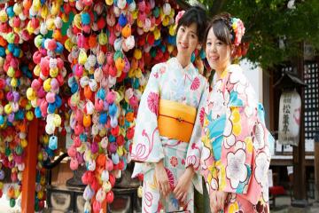 Khám phá vẻ đẹp văn hóa Nhật Bản qua y phục truyền thống Kimono
