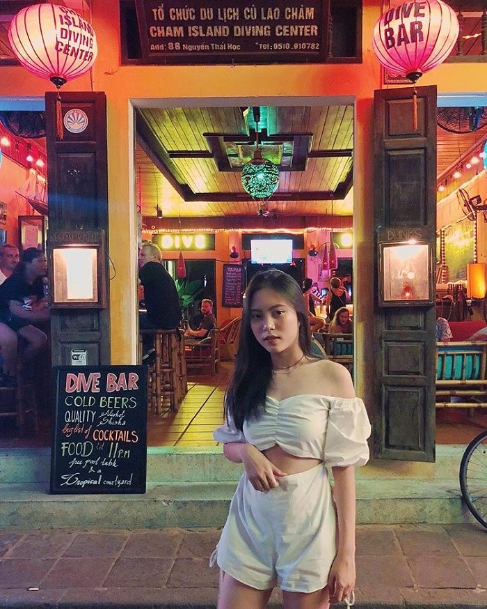  Stick armpits' bars in Hoi An are beautiful and exclusive to chill with friends 