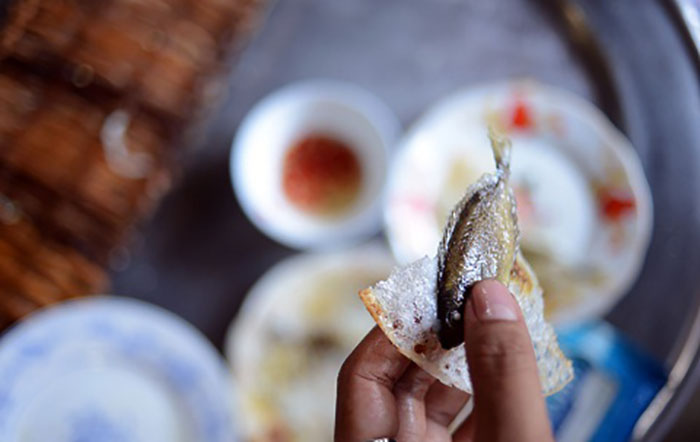 Bánh xèo cá kình làng Chuồn - món ngon xứ Huế