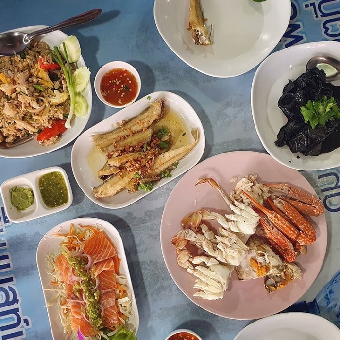 Kinh nghiệm du lịch vịnh Naklua Pattaya từ A đến Z