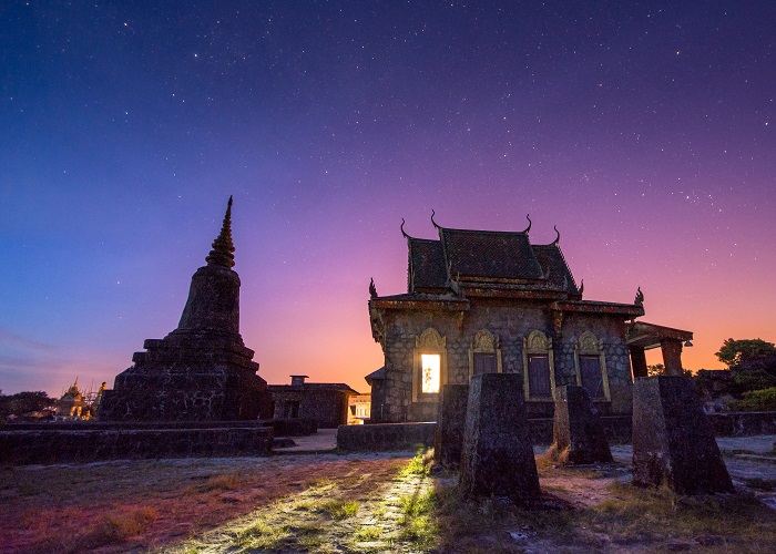 chùa Năm Thuyền Campuchia