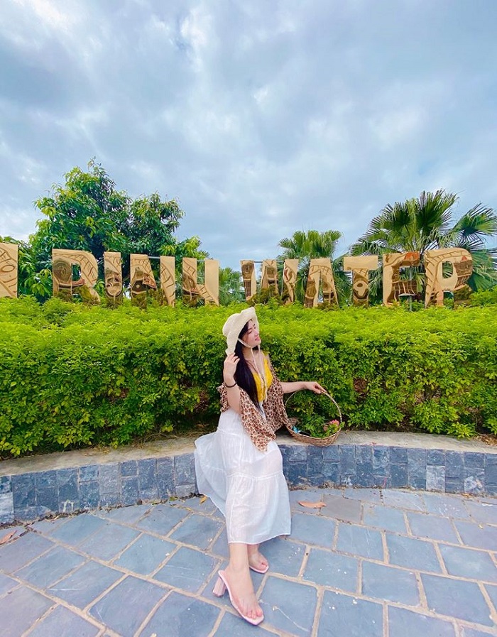 Thai Binh Wonderland Water Park