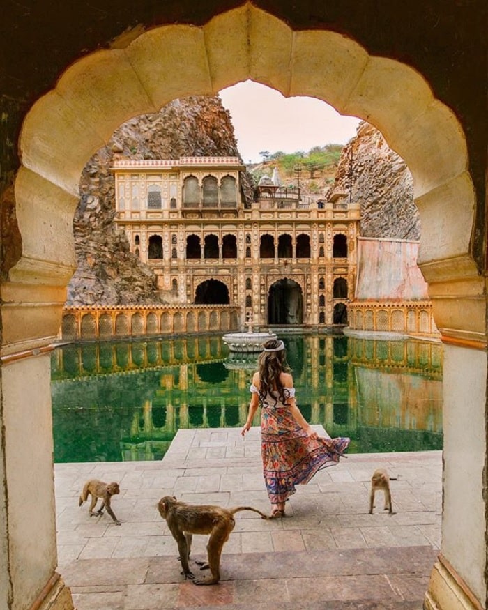 Đền Galtaji - 'ngôi đền Khỉ' độc đáo ở Jaipur Ấn Độ
