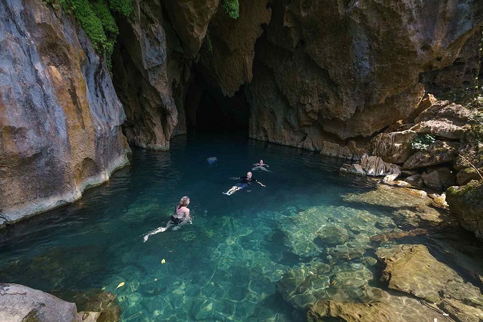 Thử thách tour du lịch kỳ bí tại thung lũng Ha Ma Đa - hang Trạ Ang Quảng Bình 