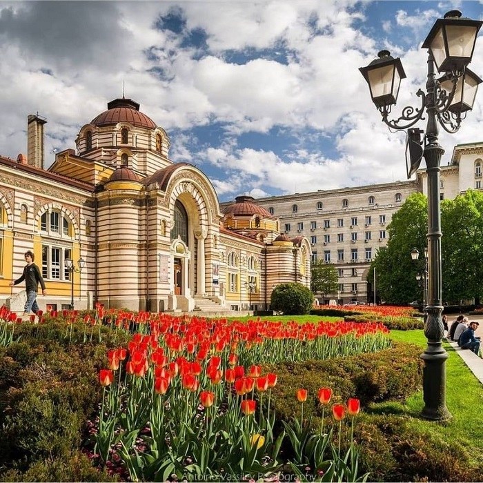 Kinh nghiệm du lịch Sofia thủ đô tuyệt đẹp của xứ sở hoa hồng Bulgaria 