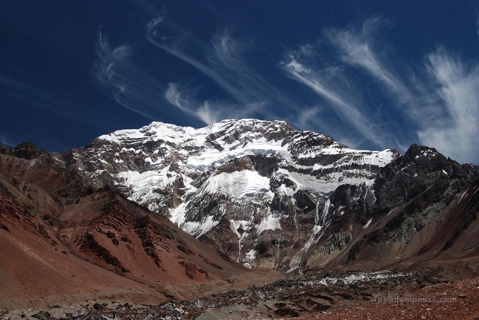 Leo núi Cerro Aconcagua 