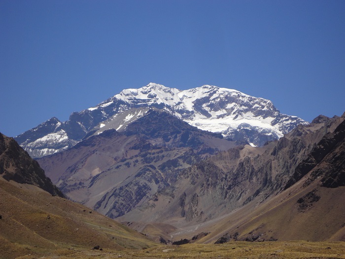 Leo núi Cerro Aconcagua 