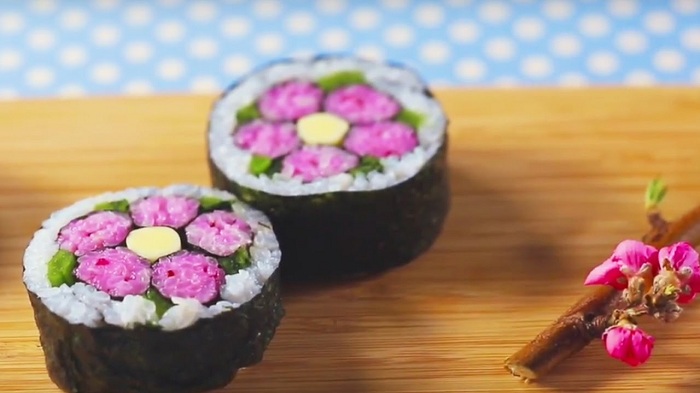 Top 10 món ăn hấp dẫn nhất từ hoa anh đào Nhật Bản