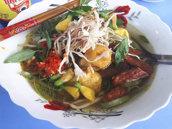 Discover the culinary paradise at Chau Doc market