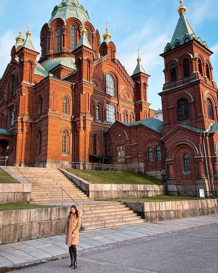 Ngỡ ngàng trước kiến trúc bề thế nguy nga của thánh đường Uspenski ở Phần Lan