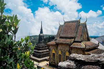 Khám phá những điều kỳ bí về chùa Năm Thuyền Campuchia