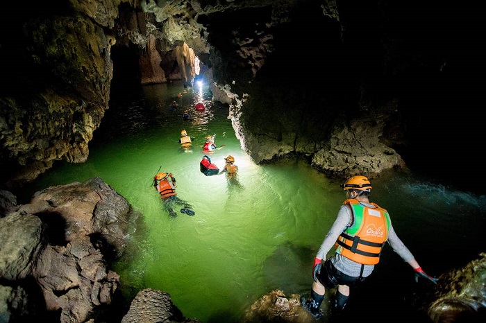 Thử thách tour du lịch kỳ bí tại thung lũng Ha Ma Đa - hang Trạ Ang Quảng Bình 