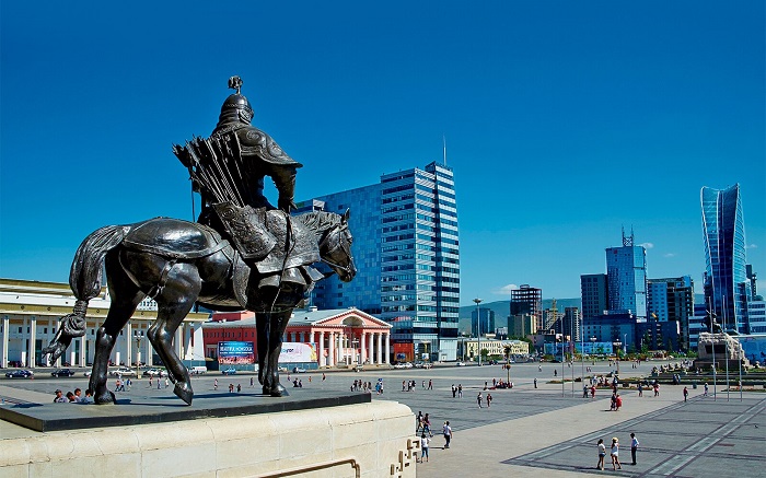 Quảng trường Sukhbaatar - Kinh nghiệm du lịch Mông Cổ
