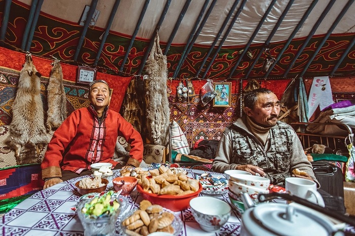 Mông Cổ là nơi có những món ăn rất khác lạ - Kinh nghiệm du lịch Mông Cổ