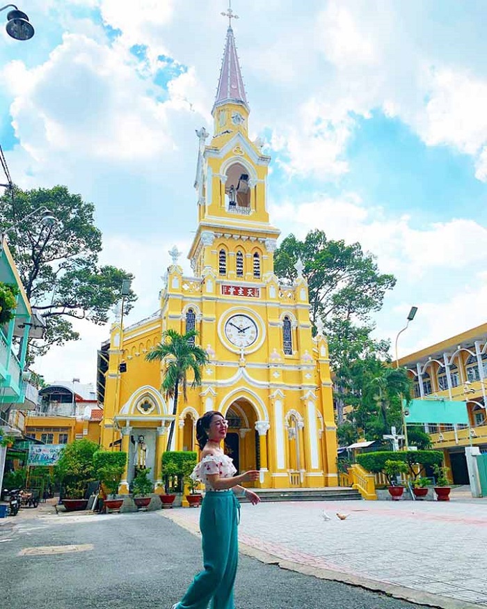 nhà thờ nổi tiếng ở Sài Gòn - nhà thờ Tam Cha