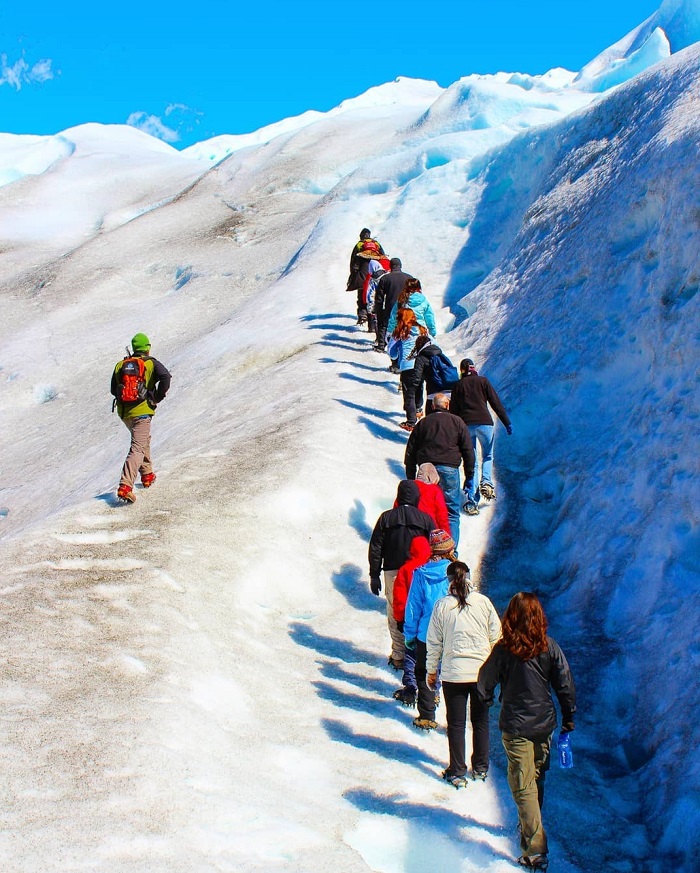 Đi bộ đường dài trên đỉnh băng là một trải nghiệm tuyệt vời Sông băng Perito Moreno
