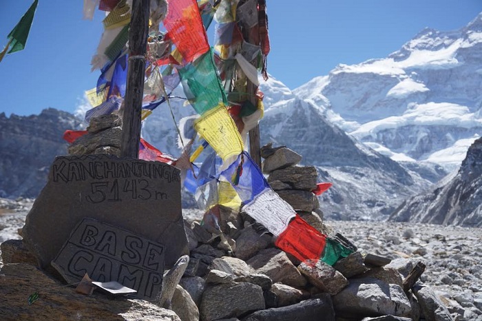 Đỉnh Kanchenjunga là núi cao thứ 3 trên thế giới - địa điểm du lịch Gangtok