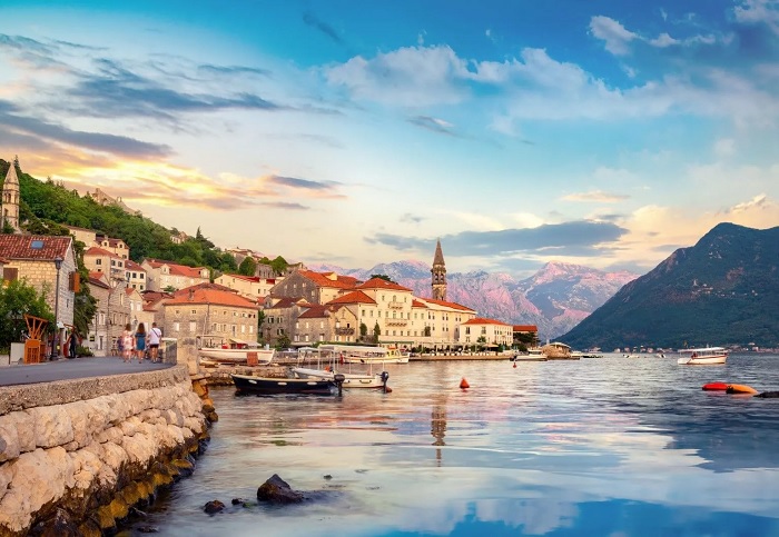 Vịnh Kotor lúc hoàng hôn - kinh nghiệm du lịch Montenegro