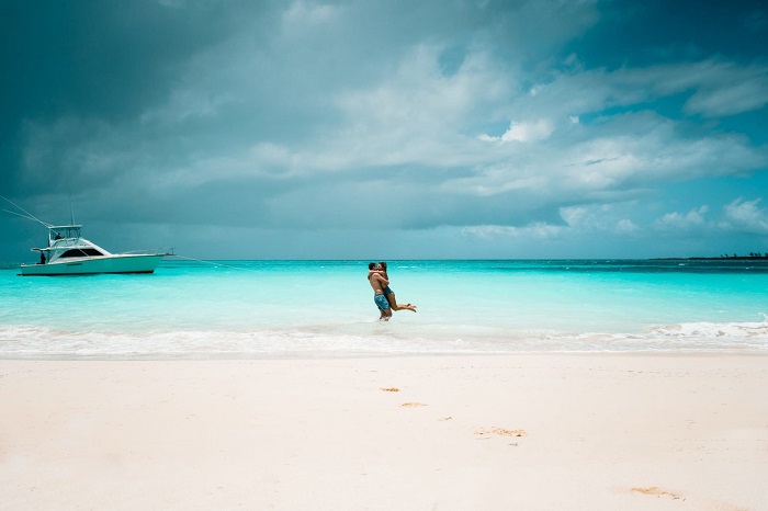 Bãi biển cát hồng ở Bahamas - Du lịch Bahamas