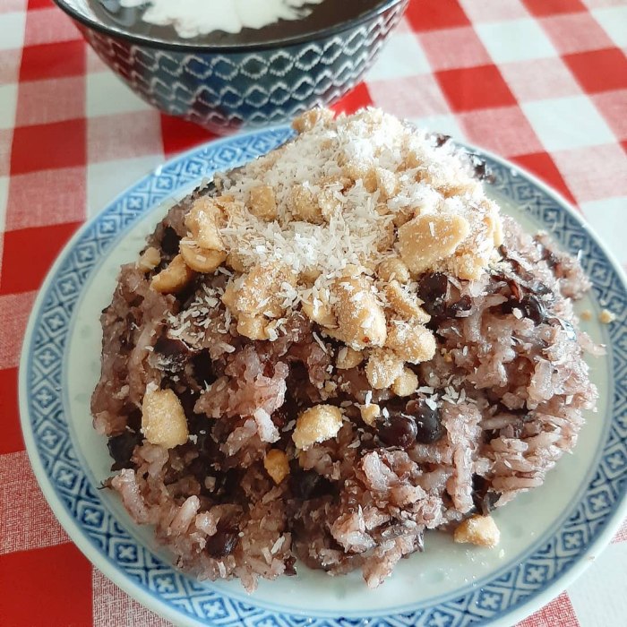 ẩm thực chợ Ngọc Sơn Bình Định xôi đậu