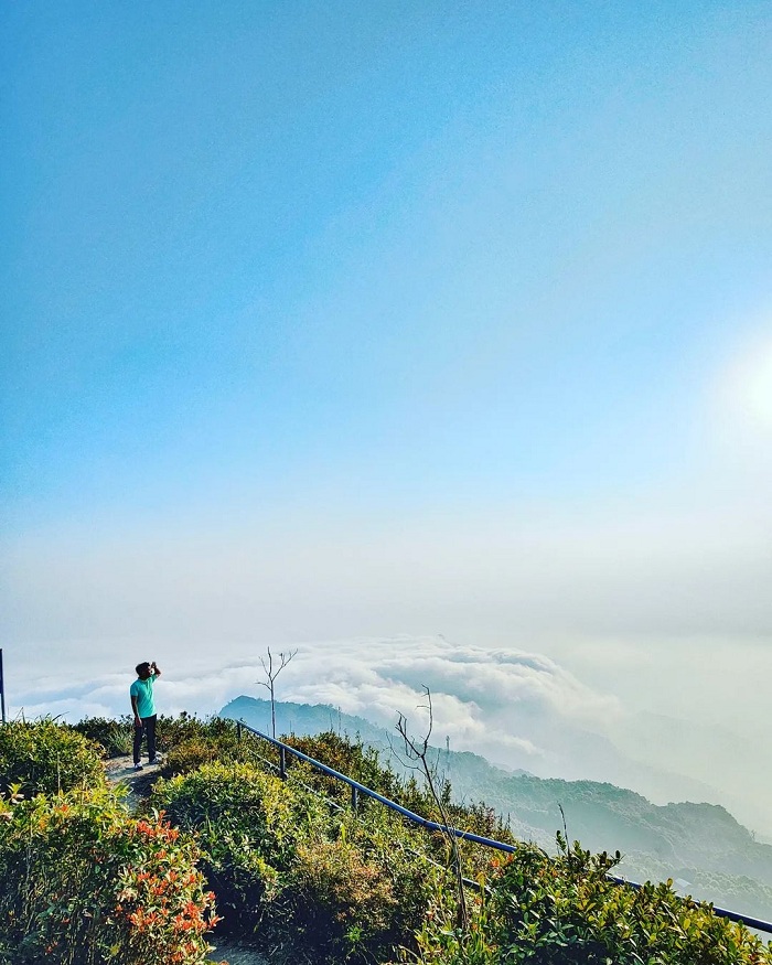Chiêu Lầu Thi là đỉnh núi cao ở Hà Giang