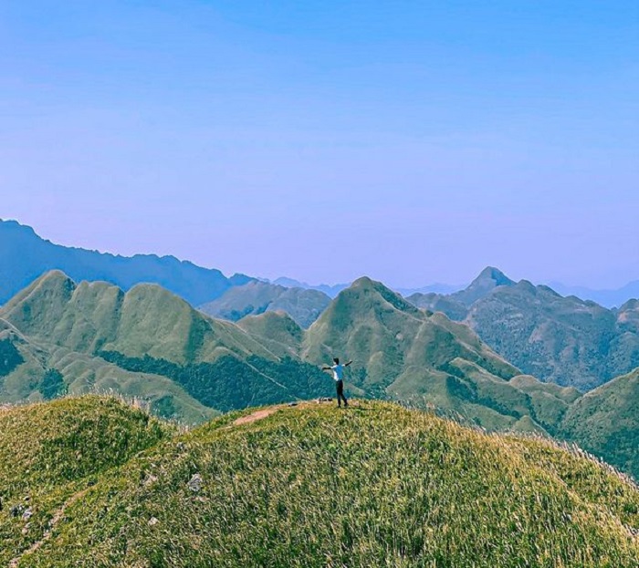 du lịch Quảng Ninh mùa nào đẹp - trekking