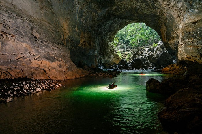 Những hang động đẹp ở Lào không thua kém hang Tham Kong Lo 