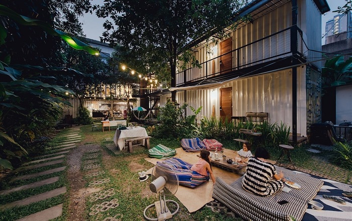 The Yard Hostel Bangkok - Homestay Bangkok