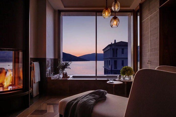 Một khách sạn với tầm nhìn ra vịnh - kinh nghiệm du lịch Montenegro