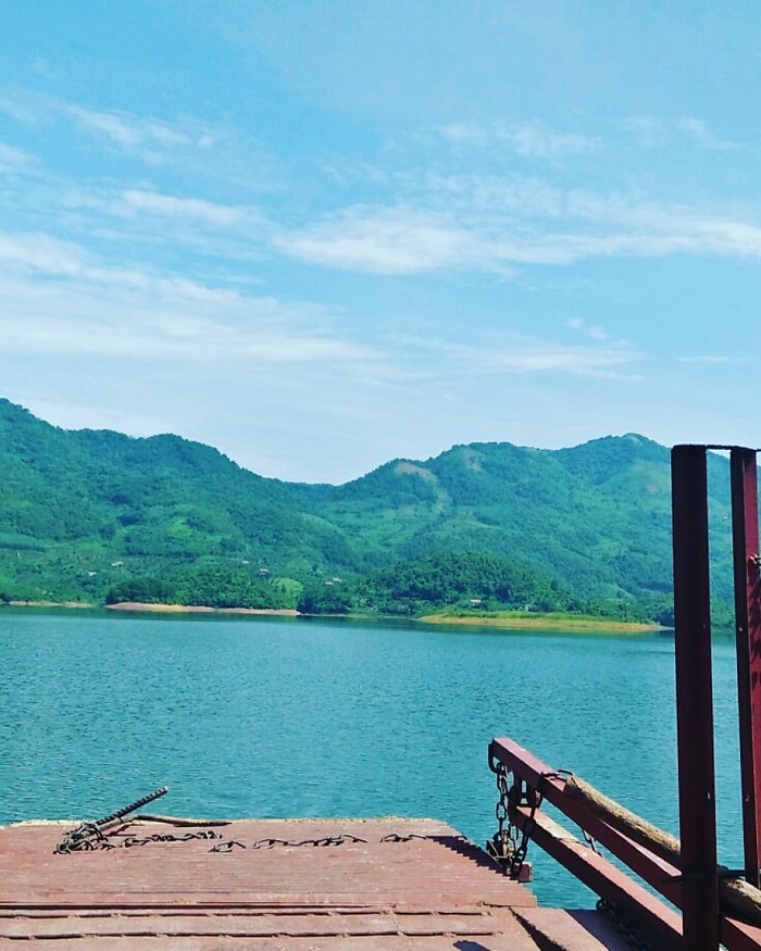 The beauty of Cam Son Lake tourist area in Bac Giang