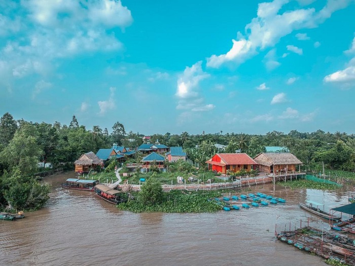 Khung cảnh homestay vĩnh long Mekong Riverside