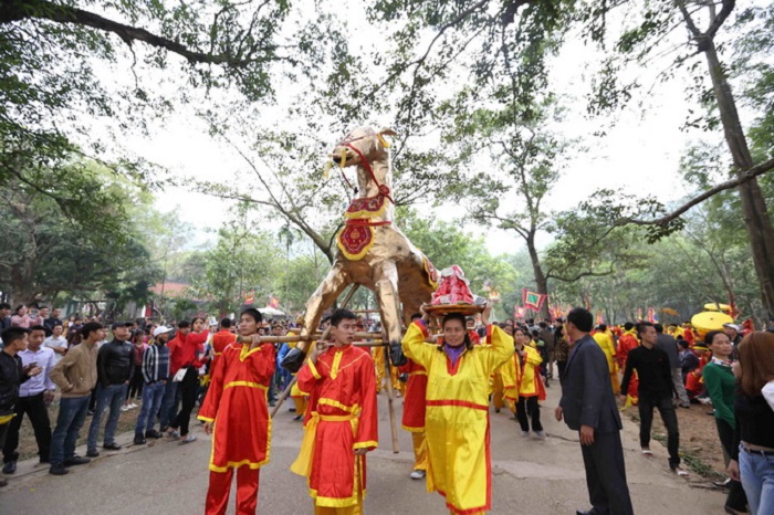 Traditional festival in Hanoi - Giong temple festival